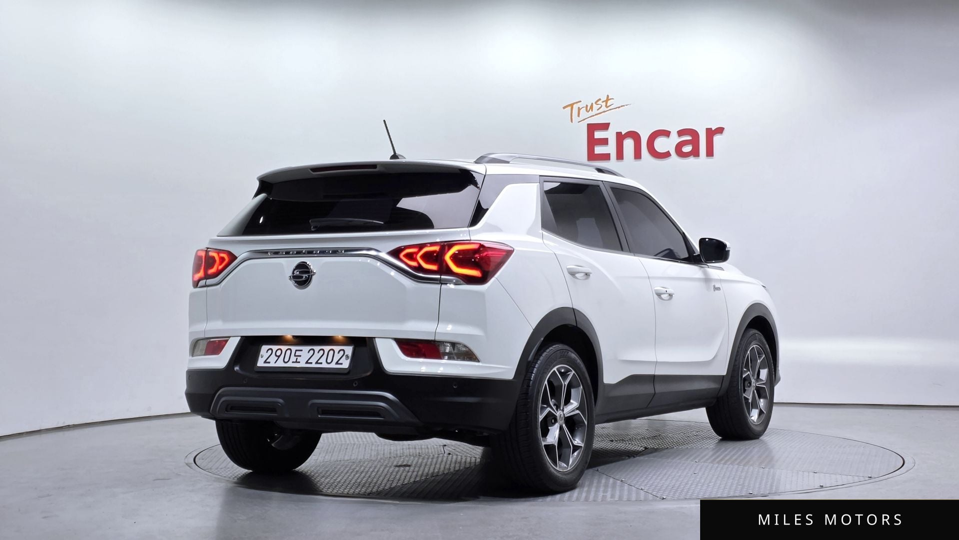 KG Mobility Beautiful Korando 2021 — миниатюра 2