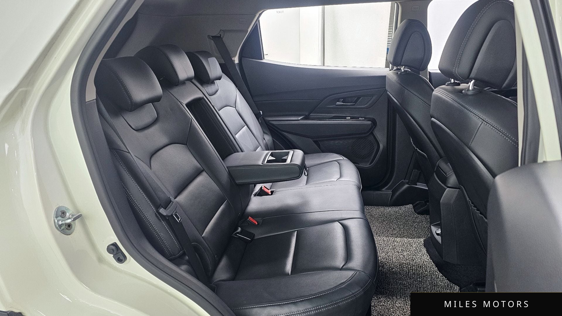 KG Mobility Beautiful Korando 2021 — миниатюра 12