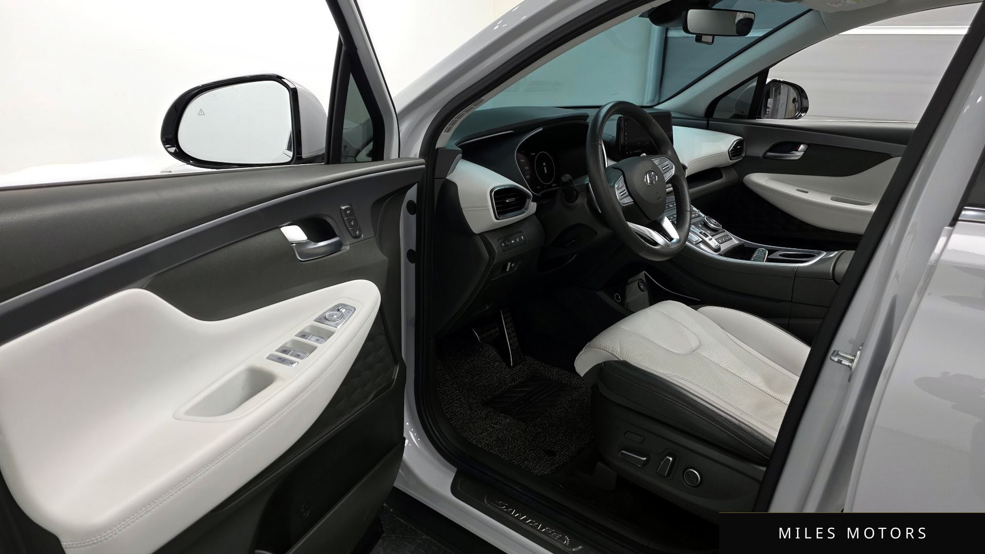 Hyundai Santafe 2022 — миниатюра 10