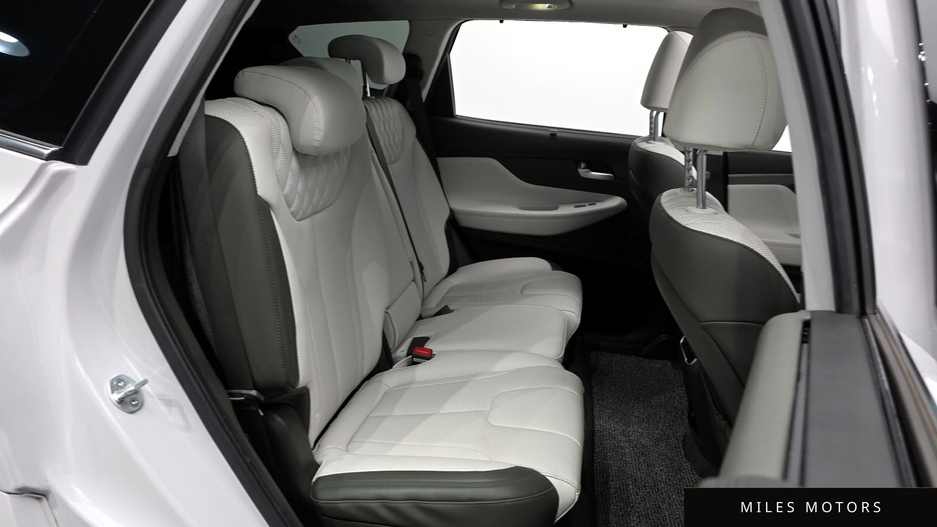 Hyundai Santafe 2022 — миниатюра 12