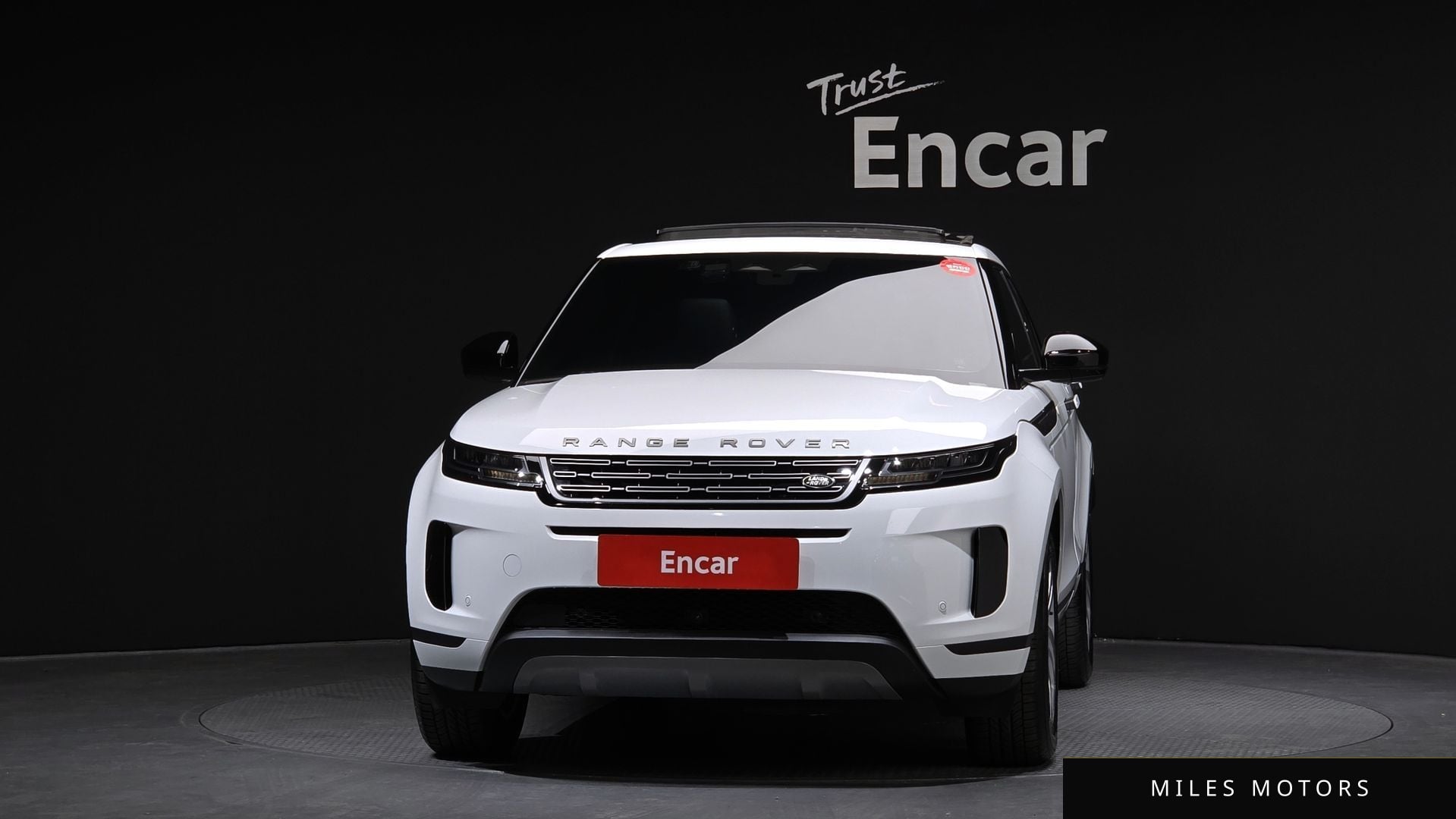 Land Rover Range Rover Evoque 2026 — миниатюра 3