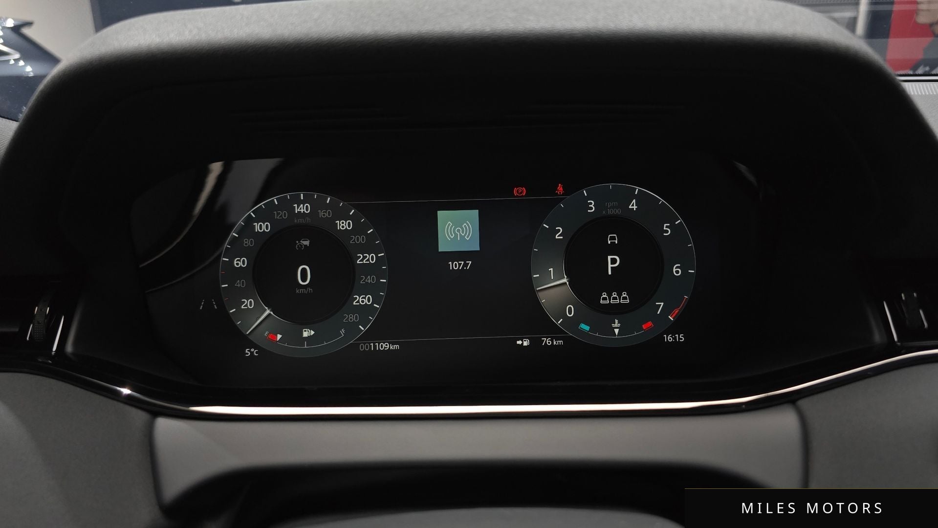 Land Rover Range Rover Evoque 2026 — миниатюра 8