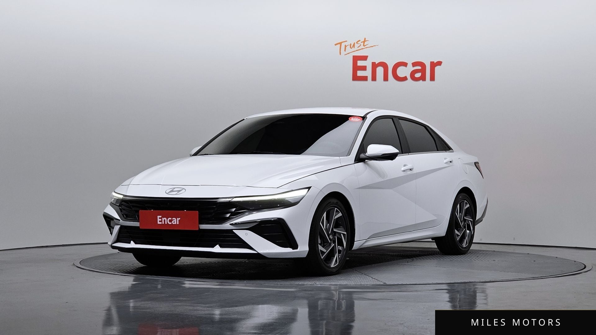 Hyundai AVANTE 2024 — фото 1 из 12