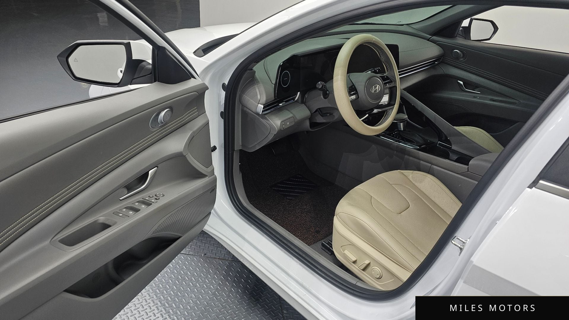 Hyundai AVANTE 2024 — миниатюра 11