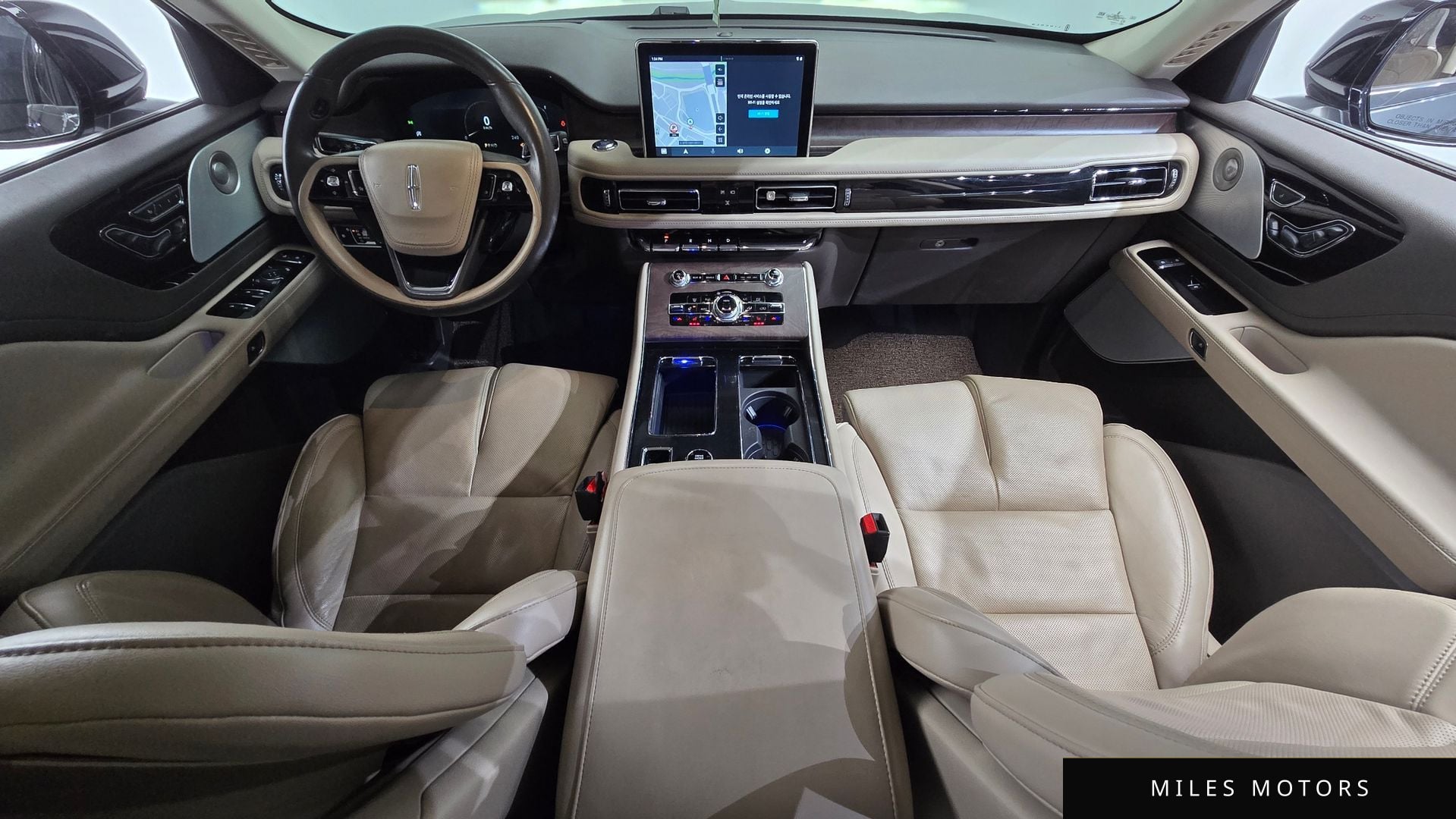 Lincoln Aviator 2023 — миниатюра 7