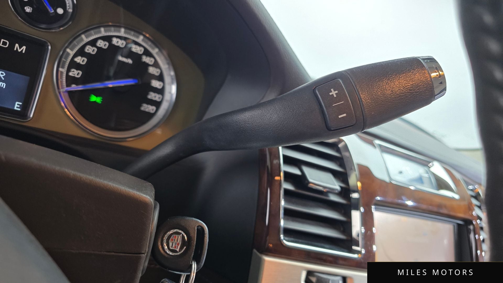 Cadillac Escalade 2012 — миниатюра 9