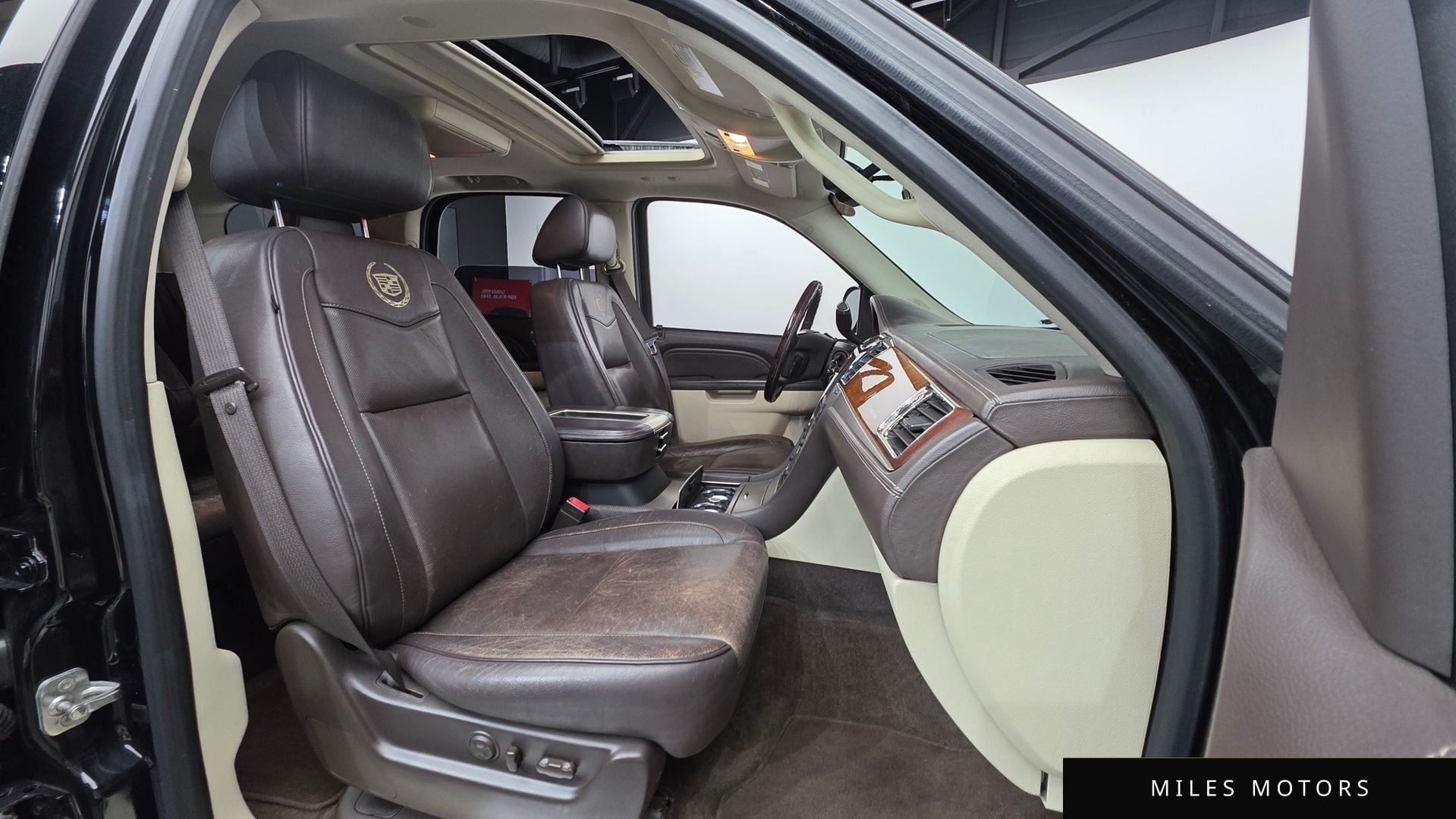 Cadillac Escalade 2012 — миниатюра 10