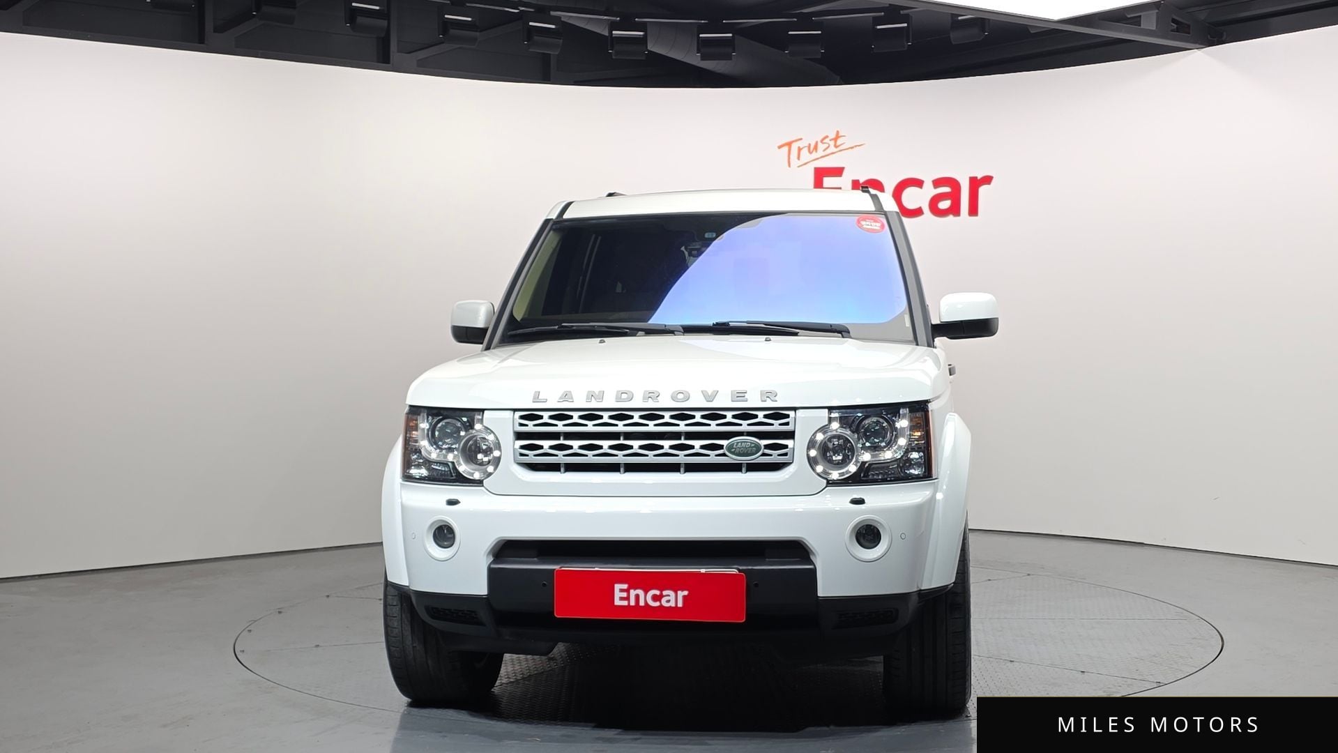 Land Rover Discovery 2013 — миниатюра 3