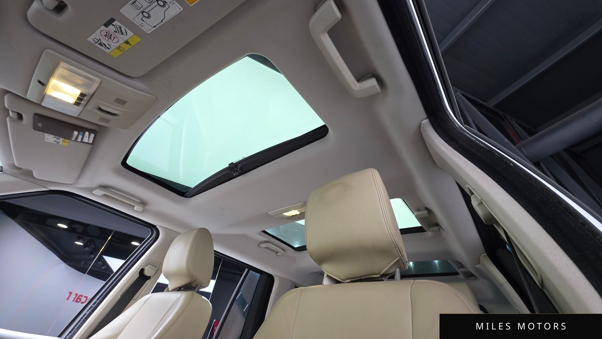 Land Rover Discovery 2013 — миниатюра 11