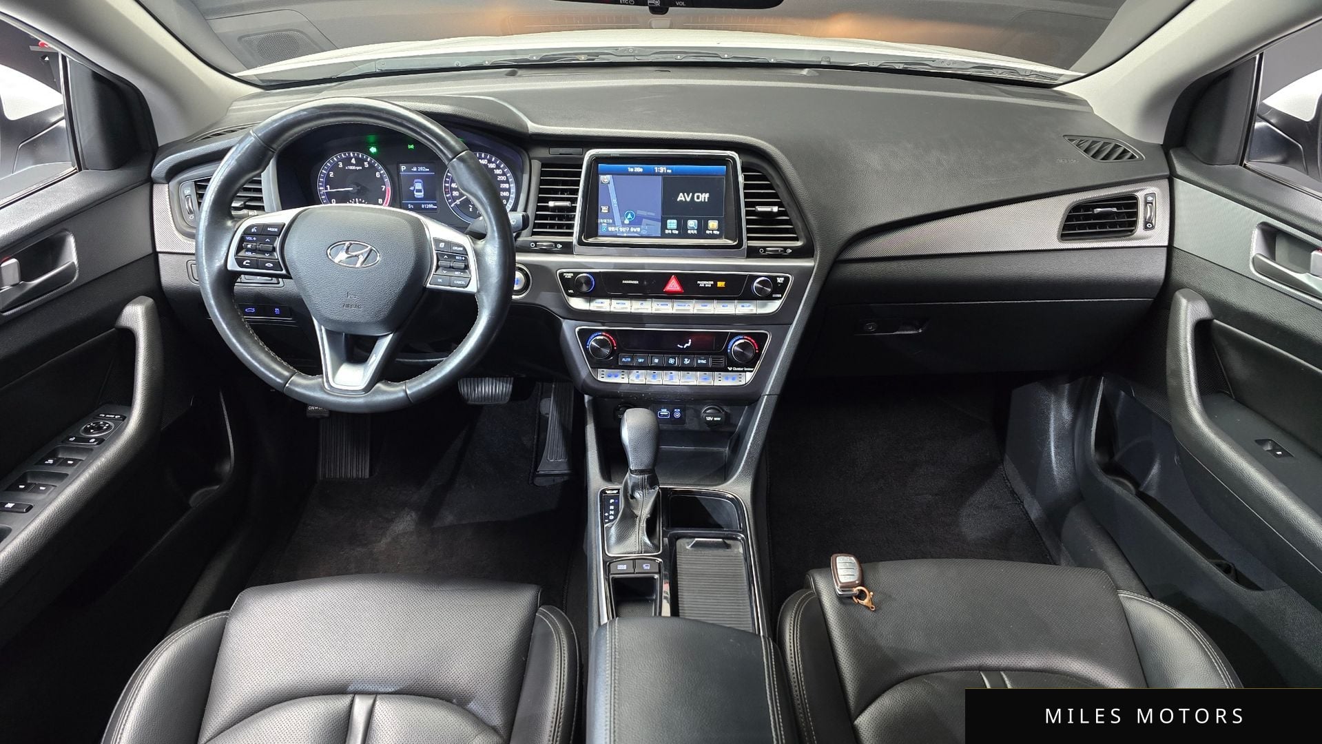 Hyundai Sonata 2019 — миниатюра 7