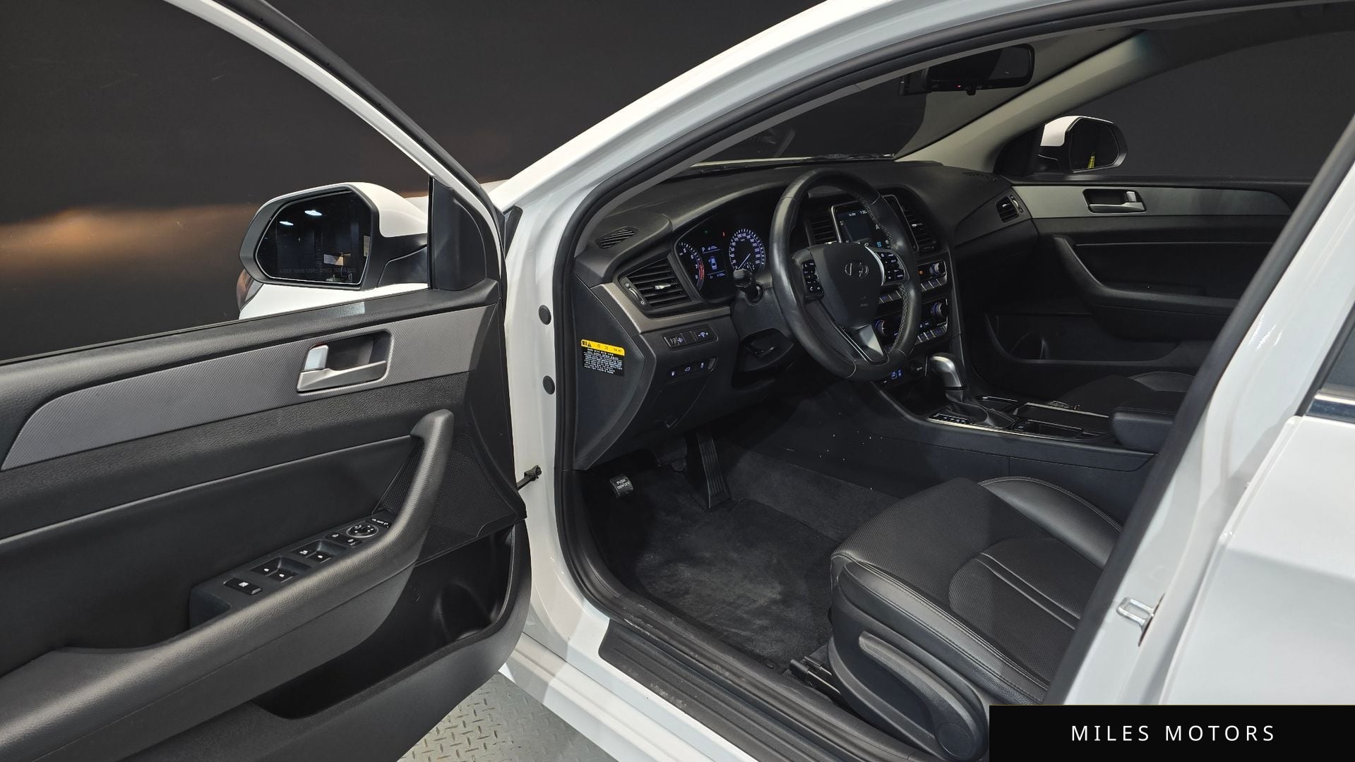 Hyundai Sonata 2019 — миниатюра 11