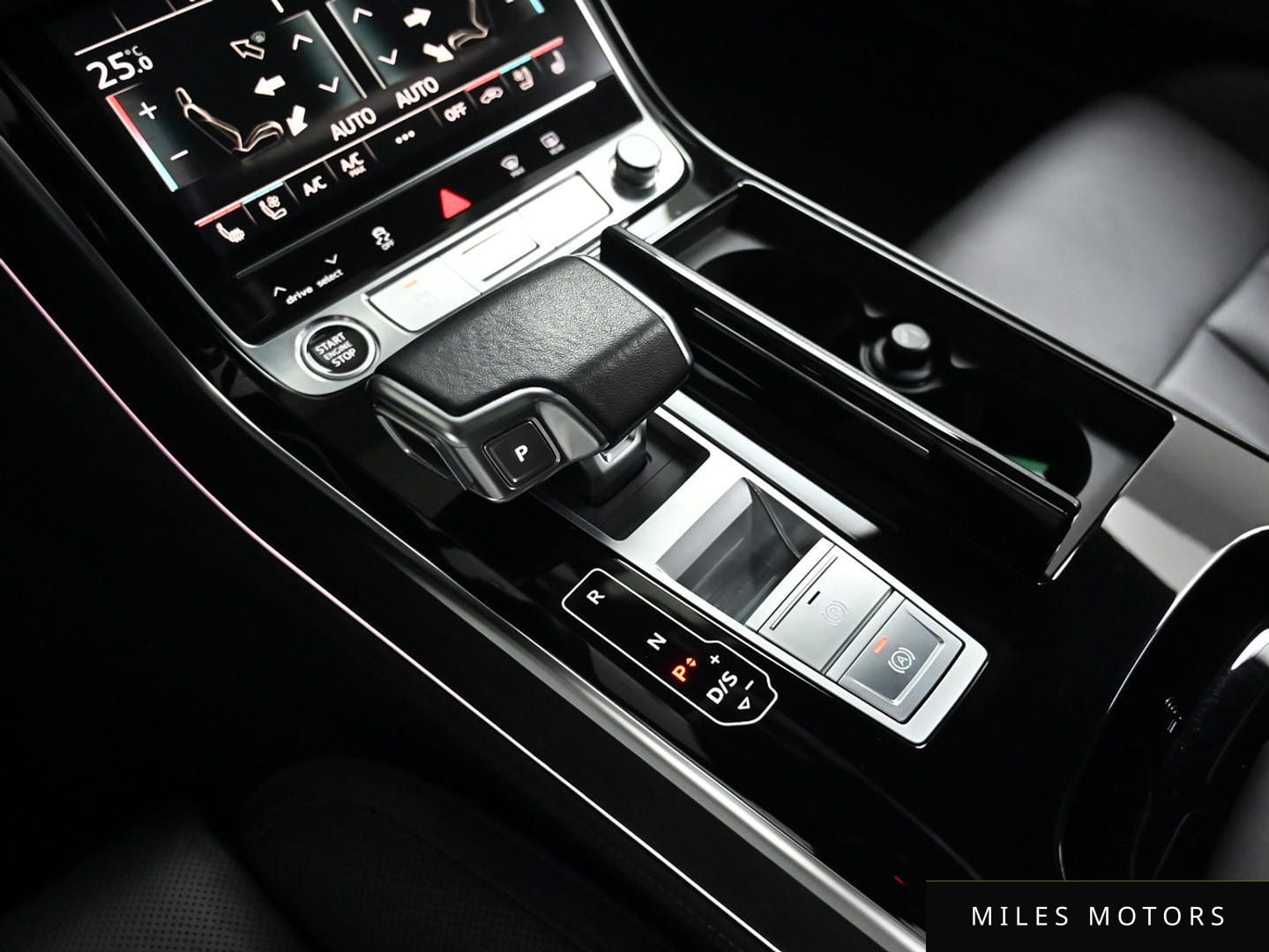 Audi A8 (D5) 2023 — миниатюра 9