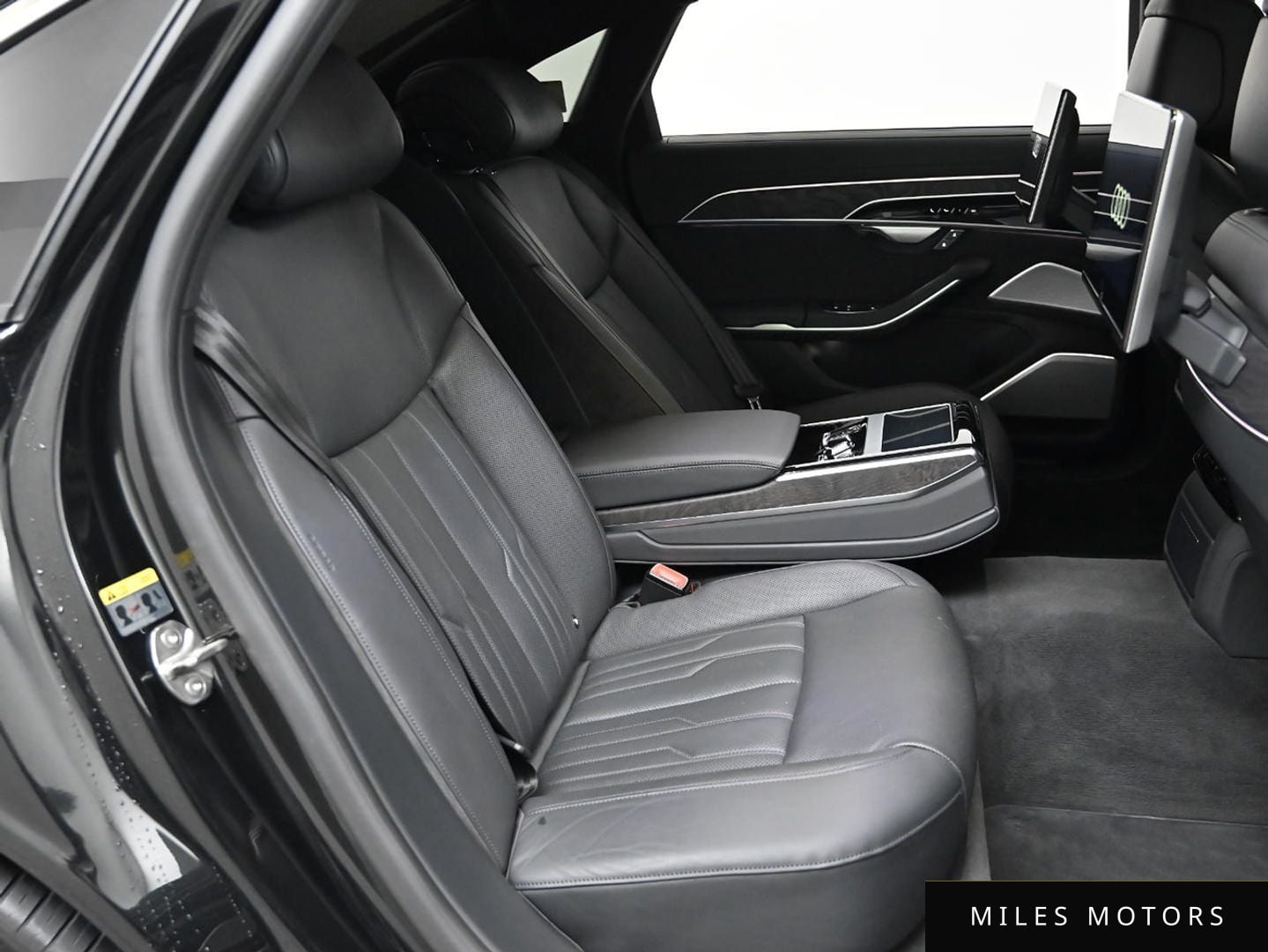 Audi A8 (D5) 2023 — миниатюра 12