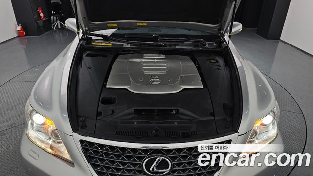 Лексус LS460 2011 — миниатюра 6