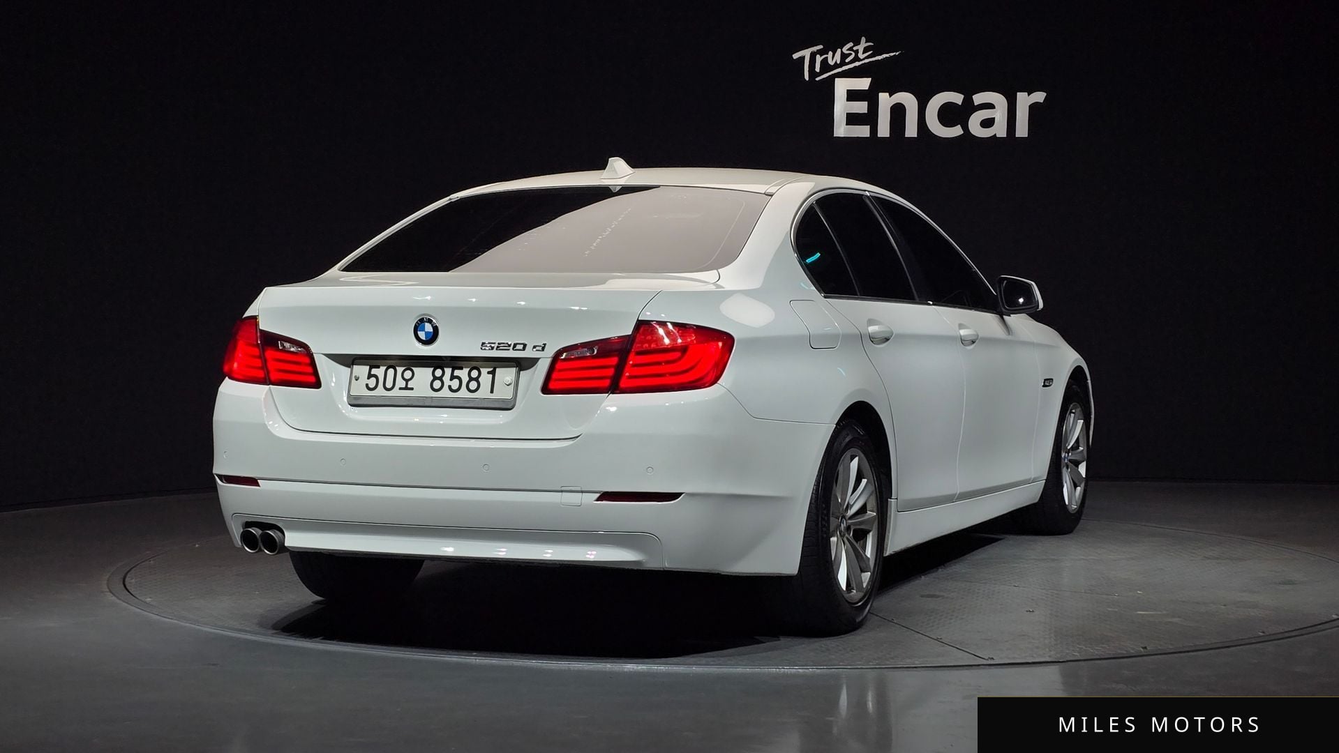 BMW 5 Series (F10) 2012 — миниатюра 2