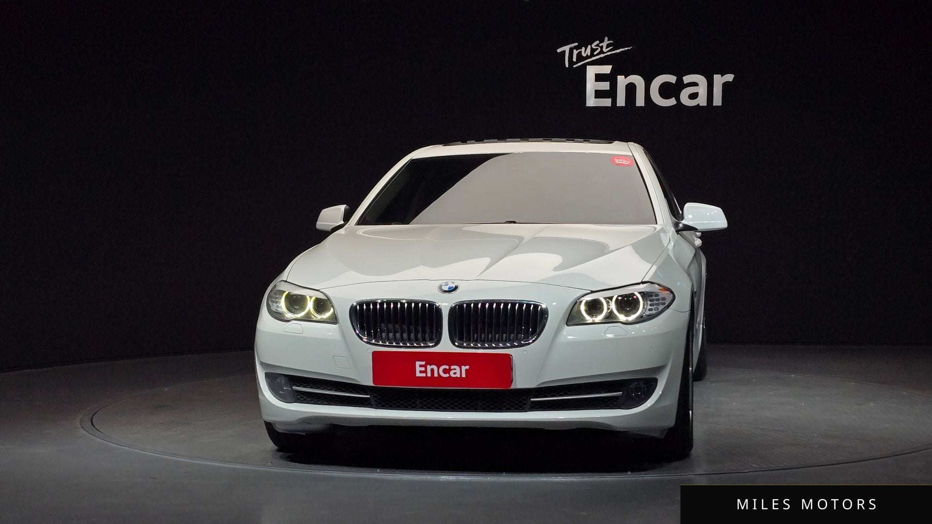 BMW 5 Series (F10) 2012 — миниатюра 3