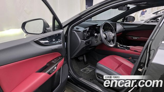Лексус NX350h 2025 — миниатюра 10