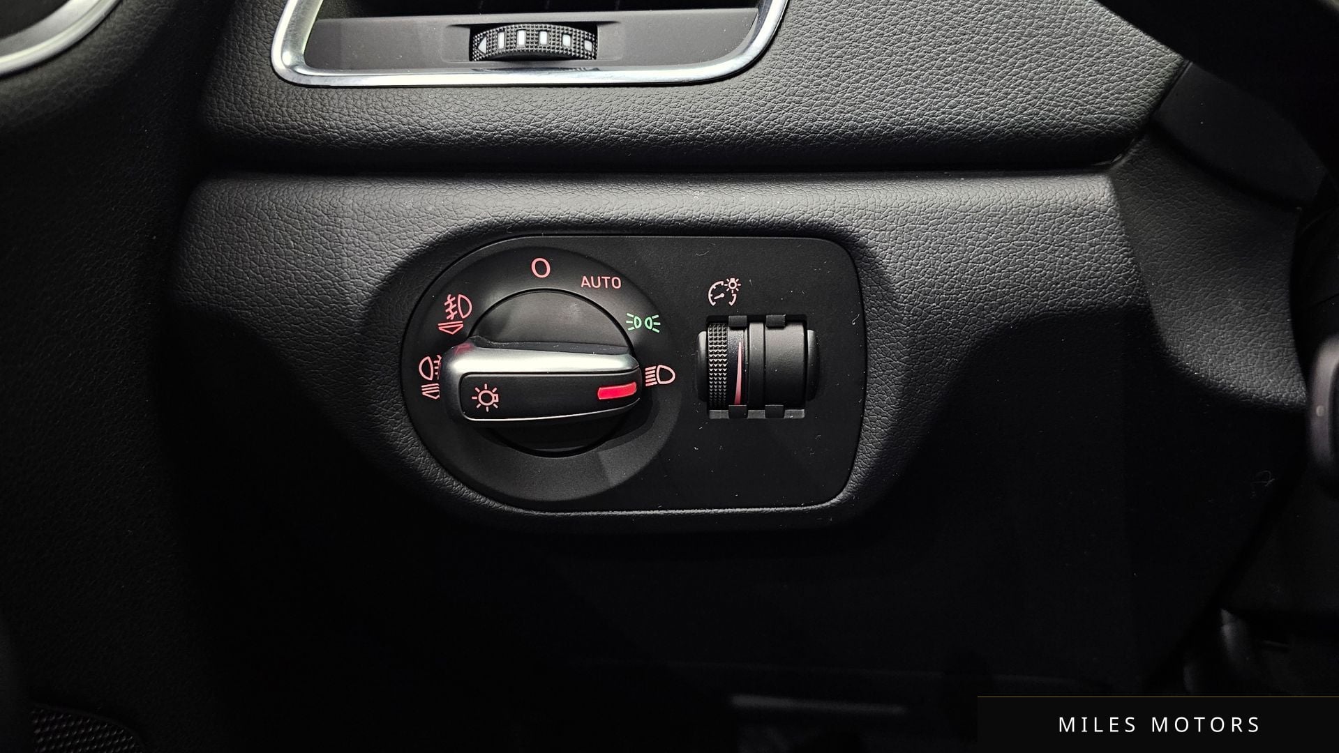Audi Q3 2012 — миниатюра 17