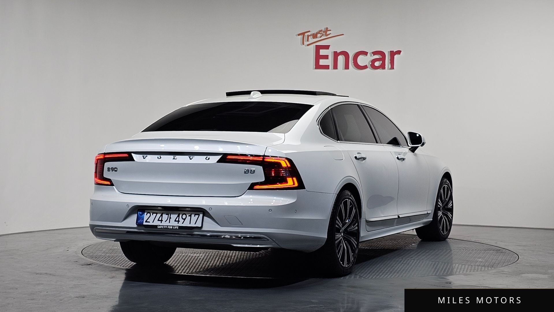 Volvo S90 2023 — миниатюра 2