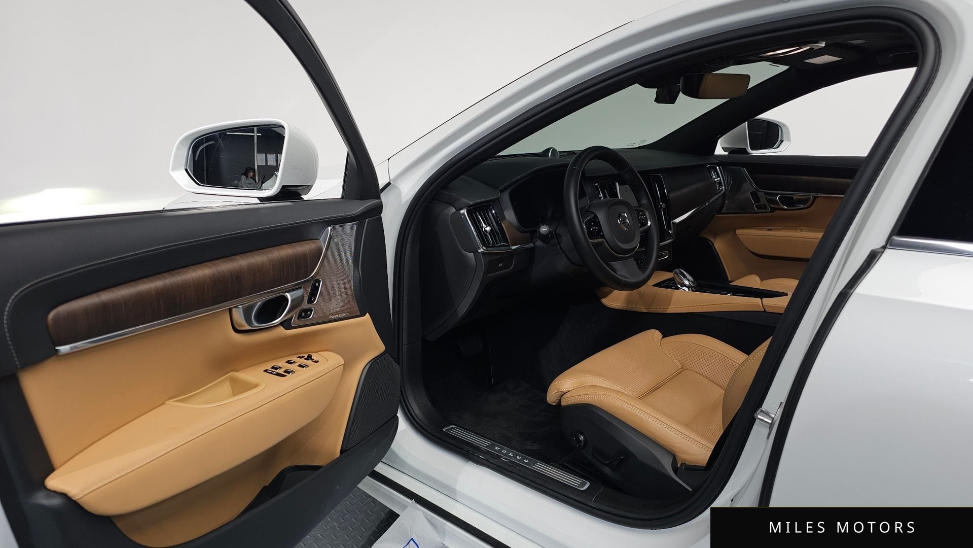 Volvo S90 2023 — миниатюра 10