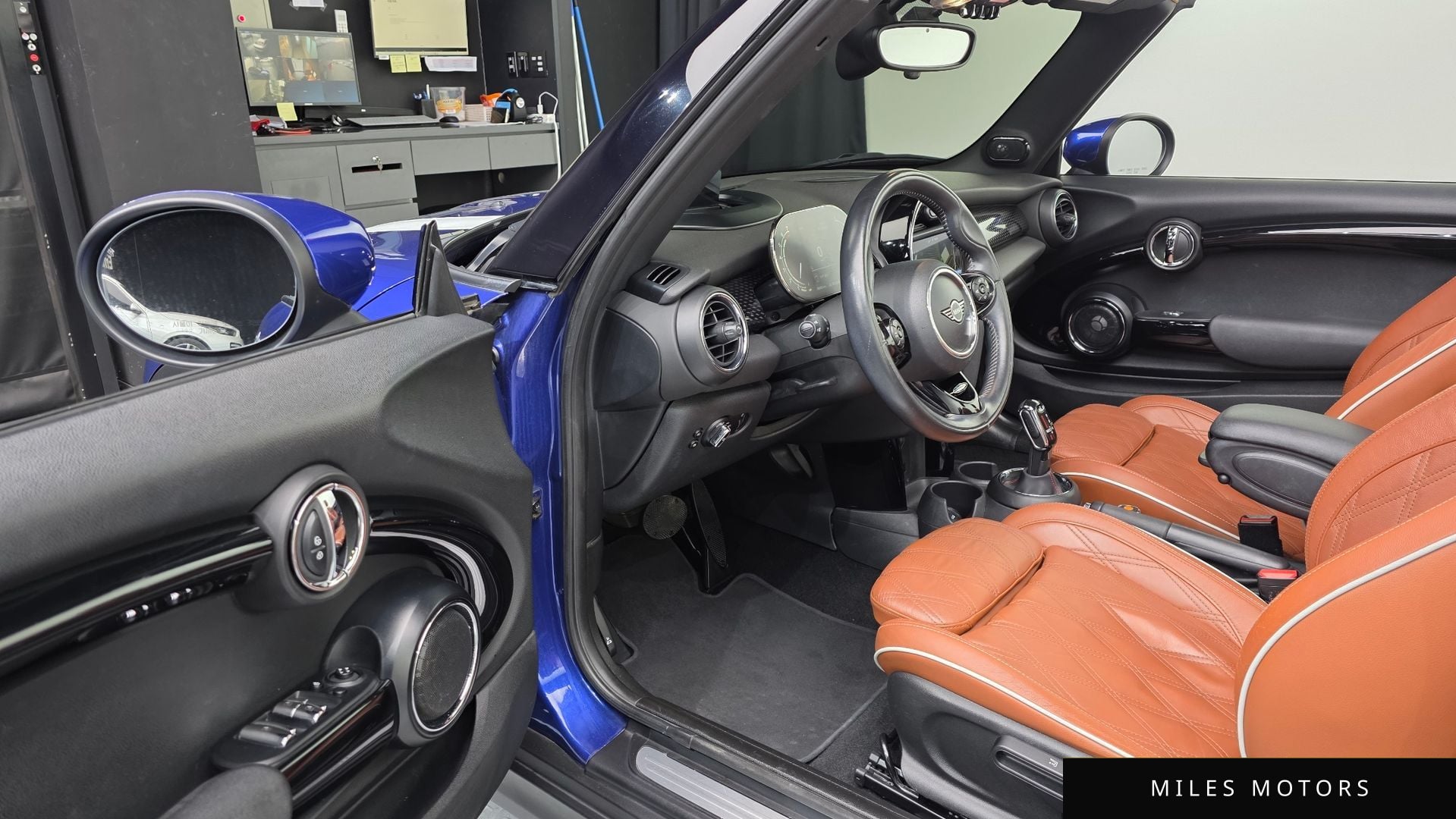MINI Cooper Convertible 2021 — миниатюра 10