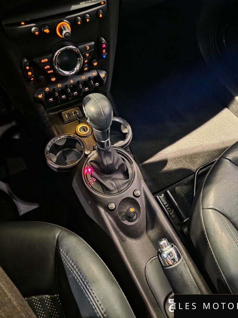 MINI Cooper D 2013 — миниатюра 11