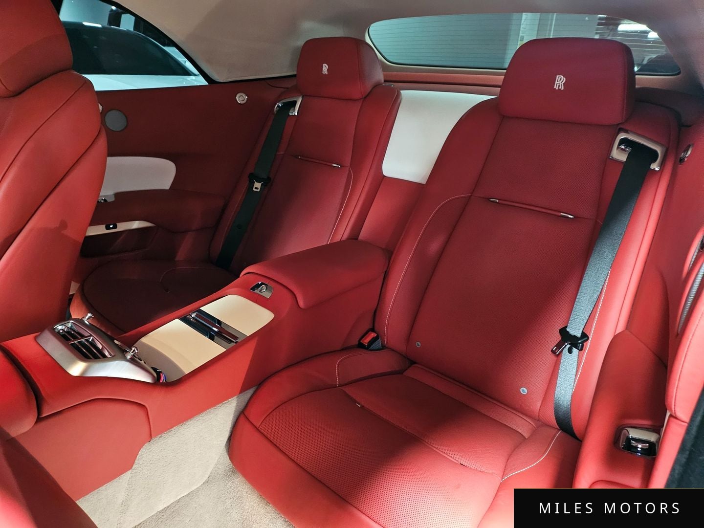 Rolls-Royce Dawn 2019 — миниатюра 8