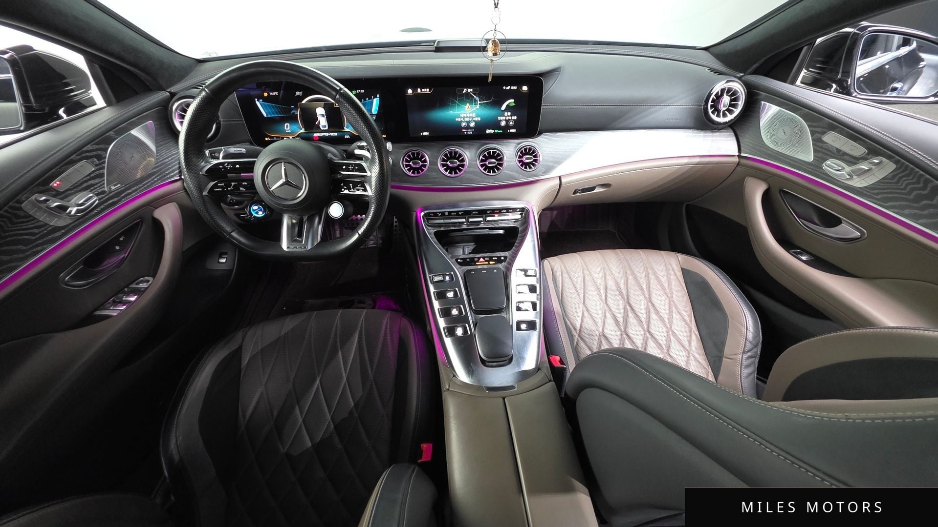 Mercedes-Benz AMG GT 2023 — миниатюра 6