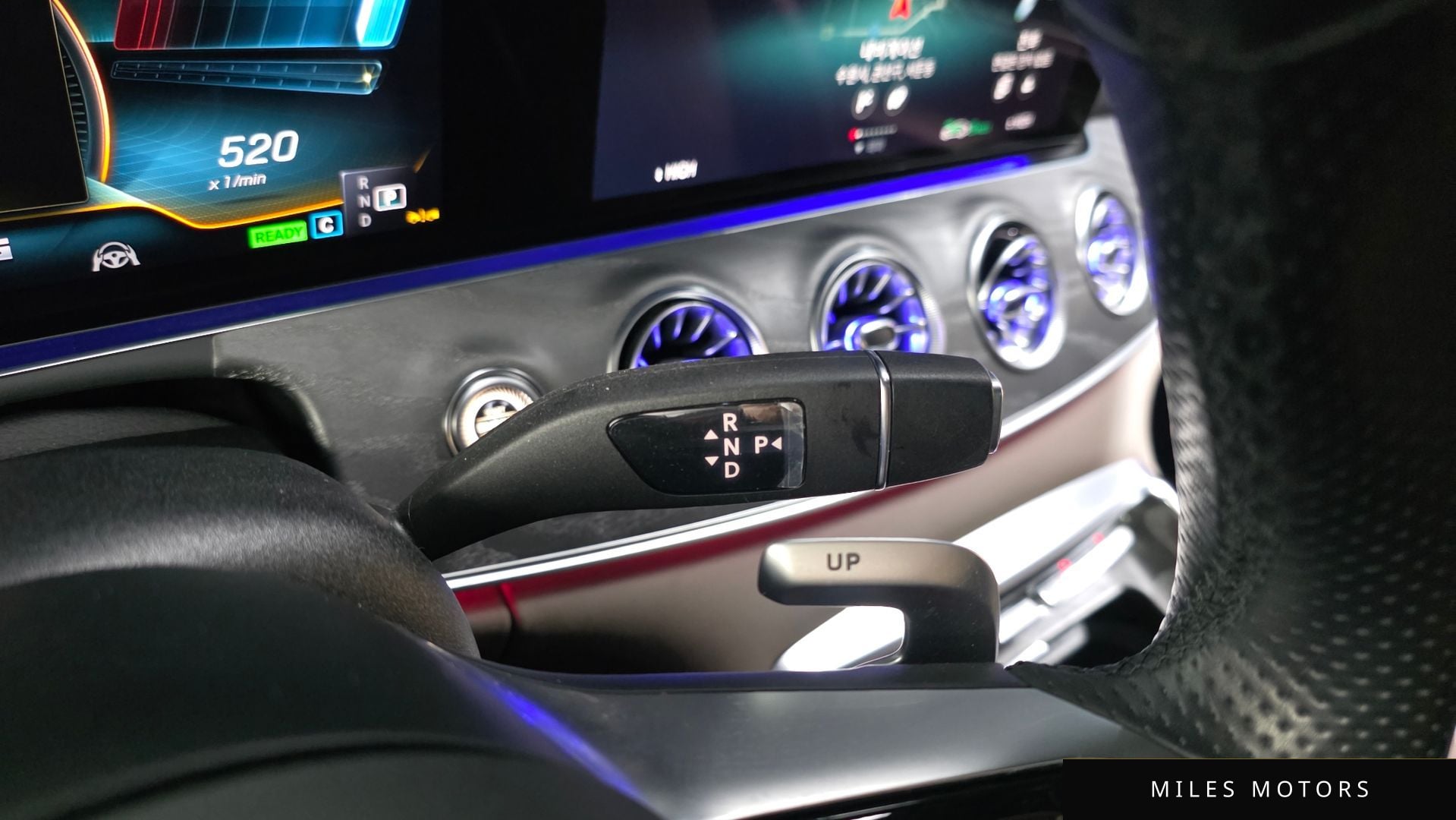 Mercedes-Benz AMG GT 2023 — миниатюра 8