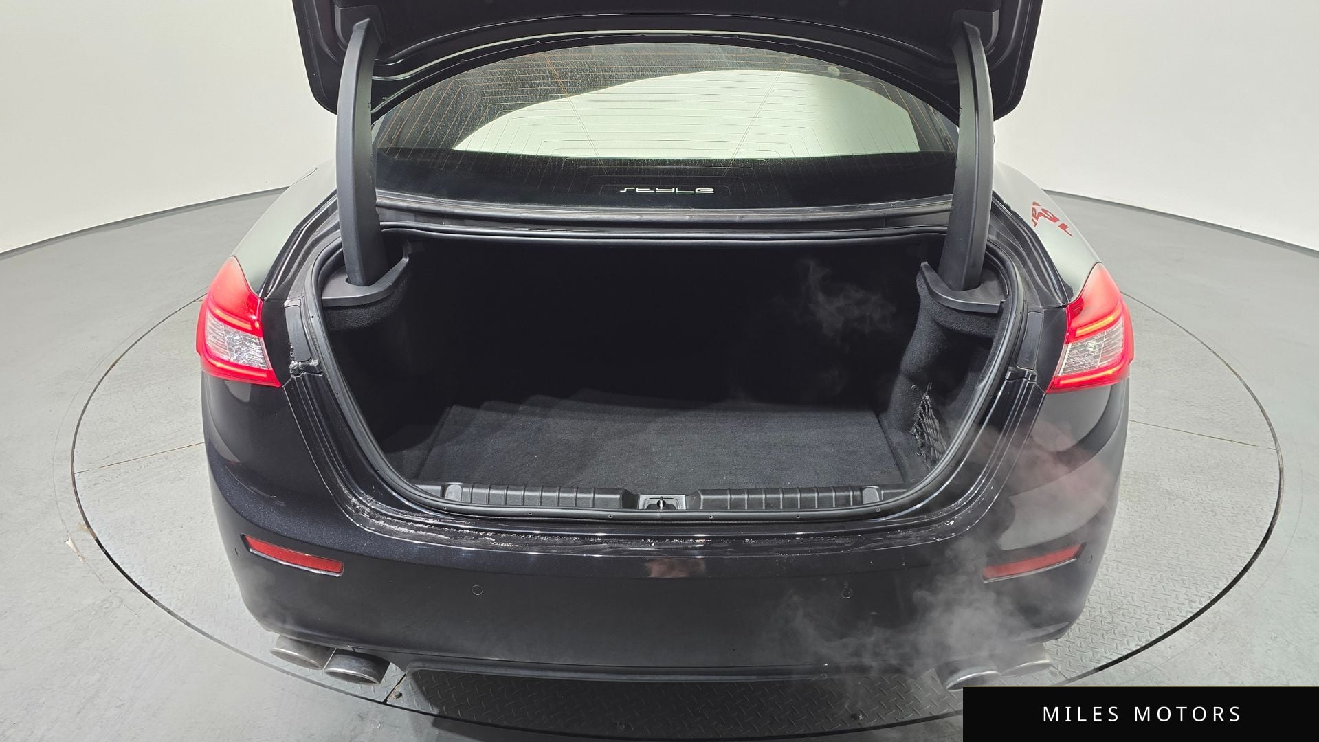 Maserati 기블리 2014 — миниатюра 20