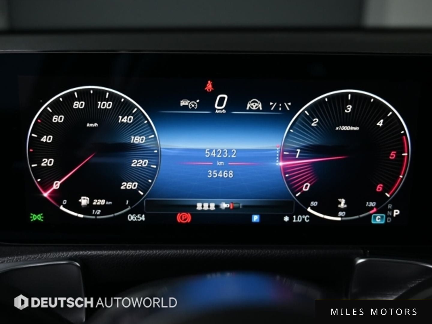 Mercedes-Benz GLB-Class X247 2024 — миниатюра 8