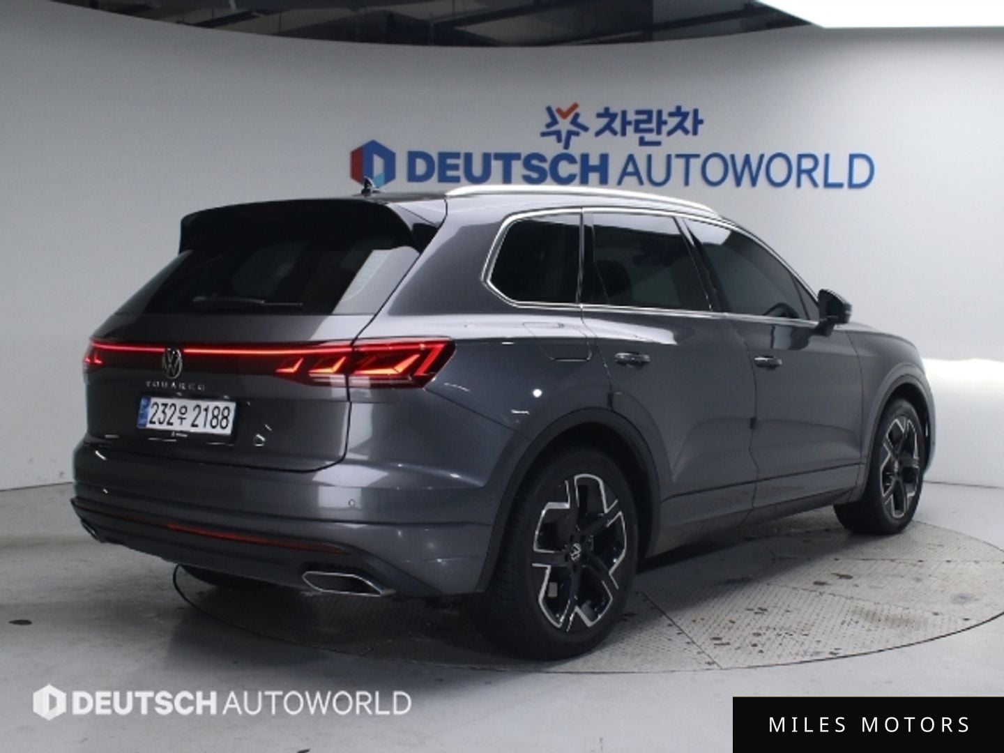 Volkswagen 투아렉 2024 — миниатюра 2