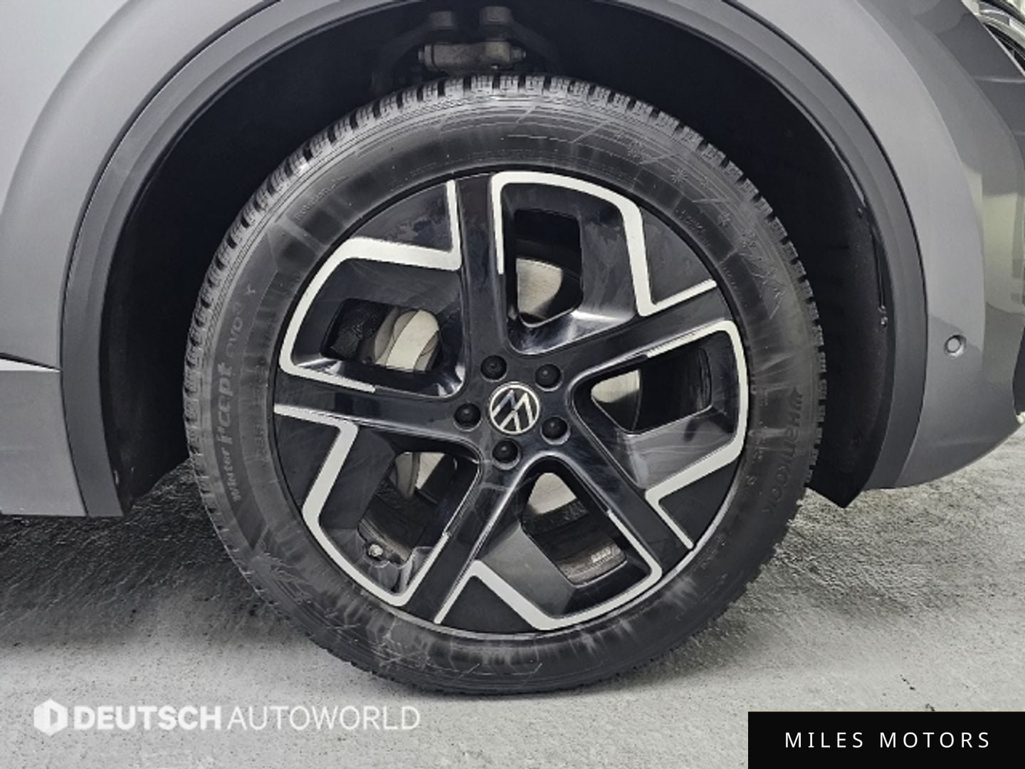 Volkswagen 투아렉 2024 — миниатюра 5