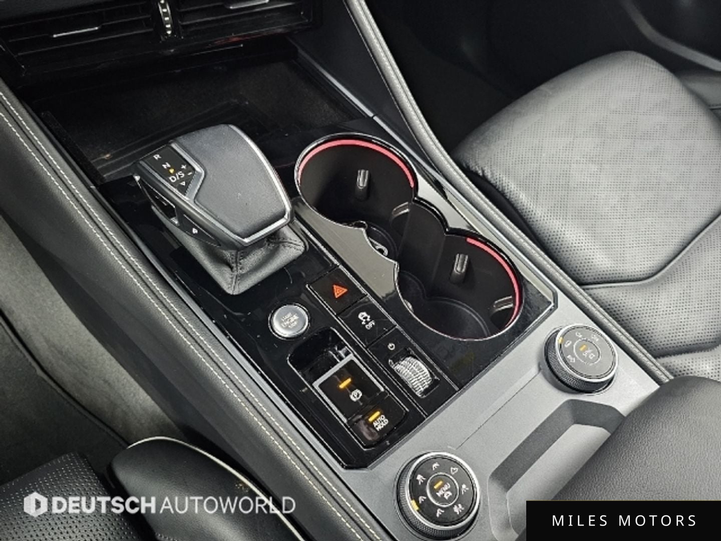 Volkswagen 투아렉 2024 — миниатюра 9