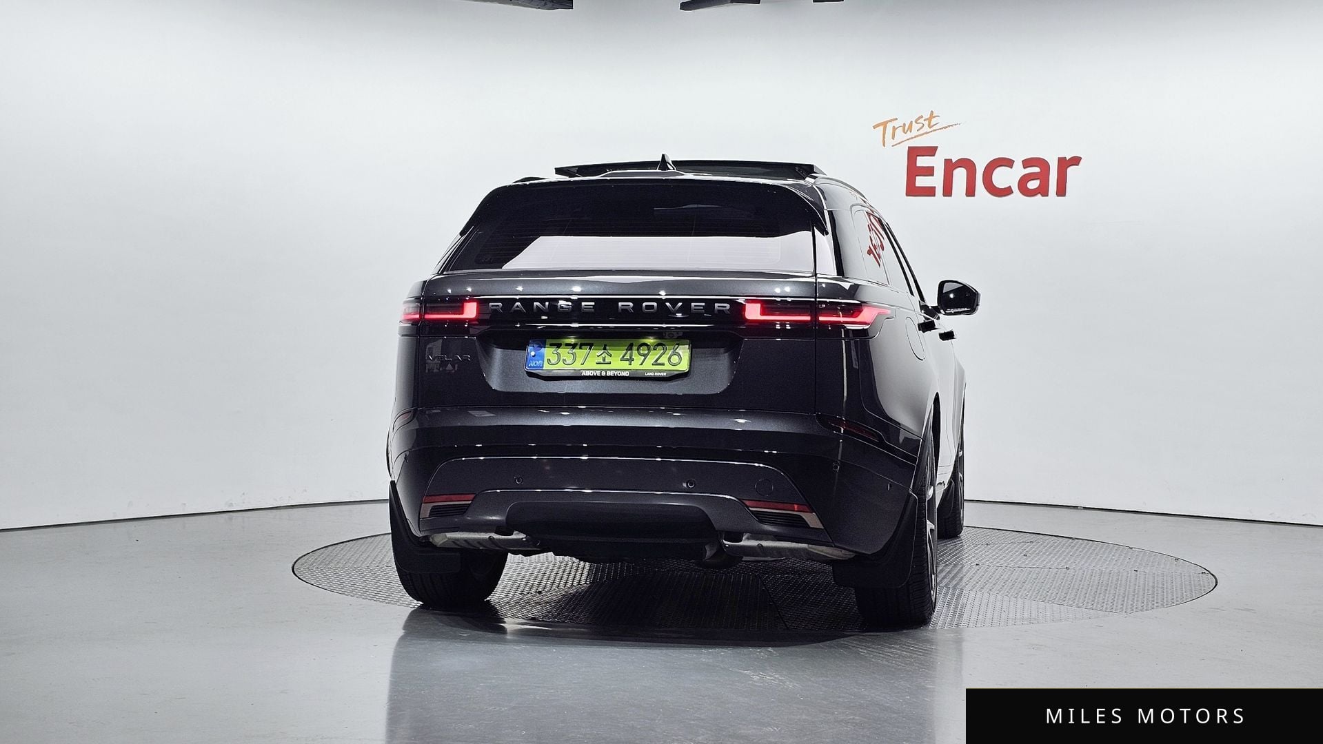 Land Rover Range Rover Velar 2025 — миниатюра 4