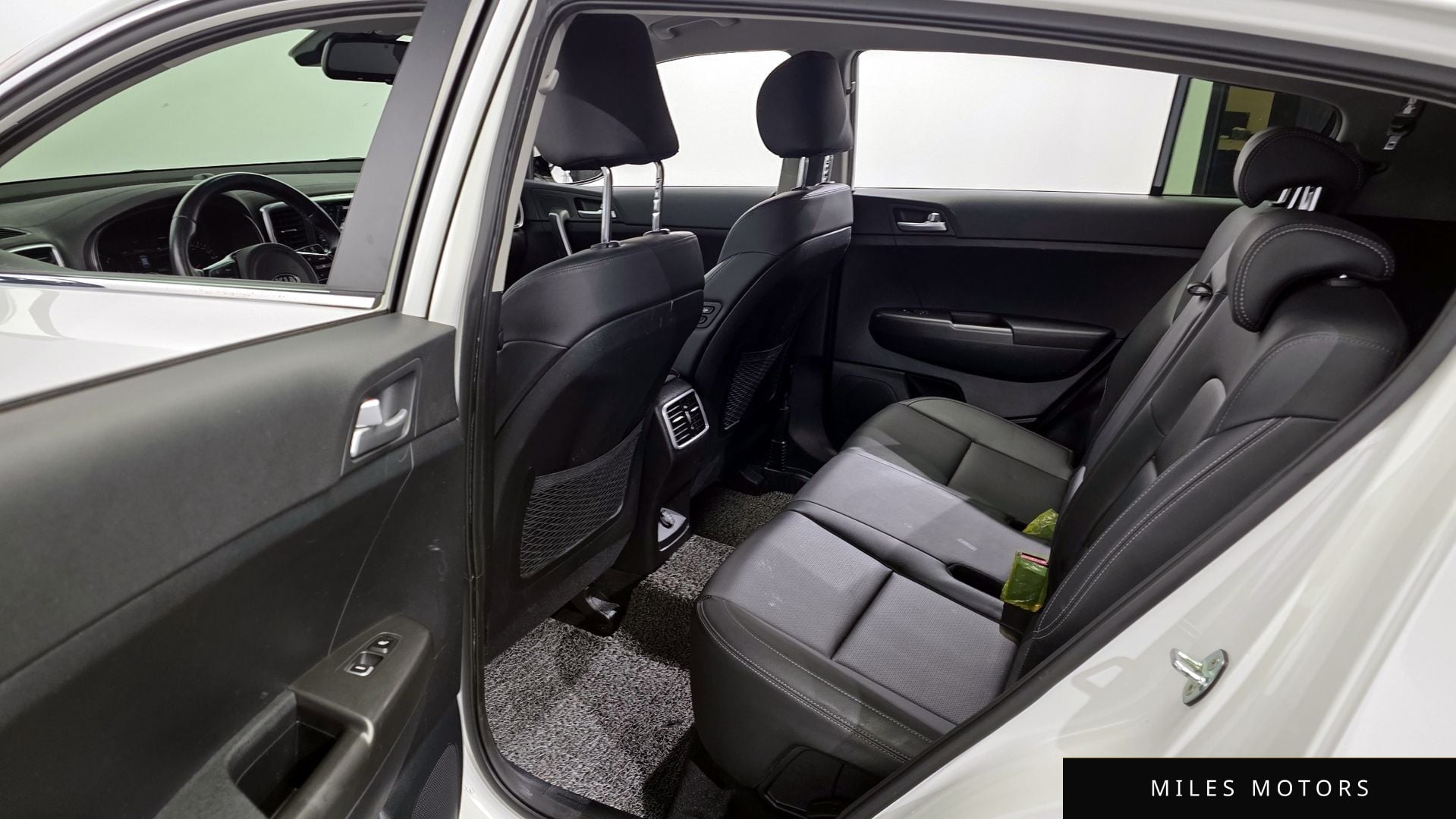 Kia Sportage 2021 — миниатюра 11