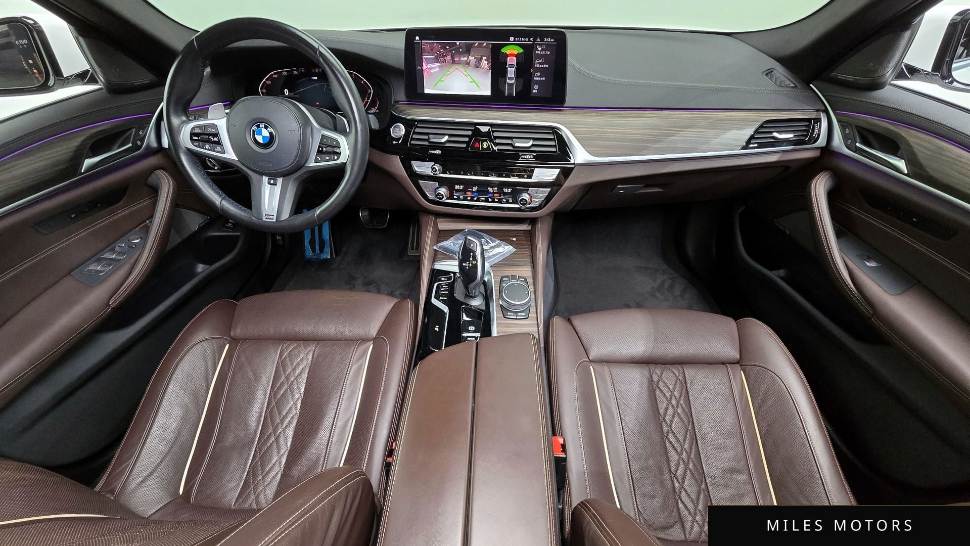BMW 5 Series (G30) 2021 — миниатюра 7