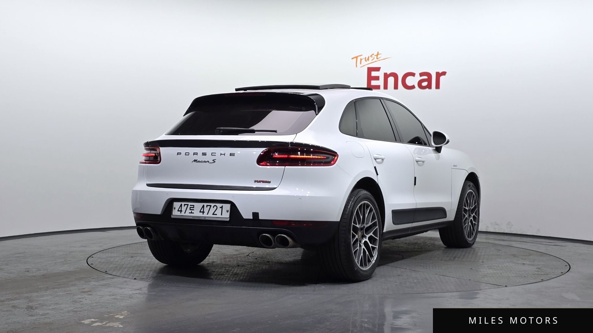 Porsche Macan 2015 — миниатюра 2