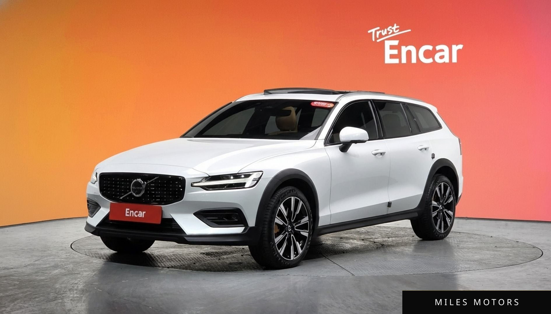 Volvo V60 2023 — миниатюра 10