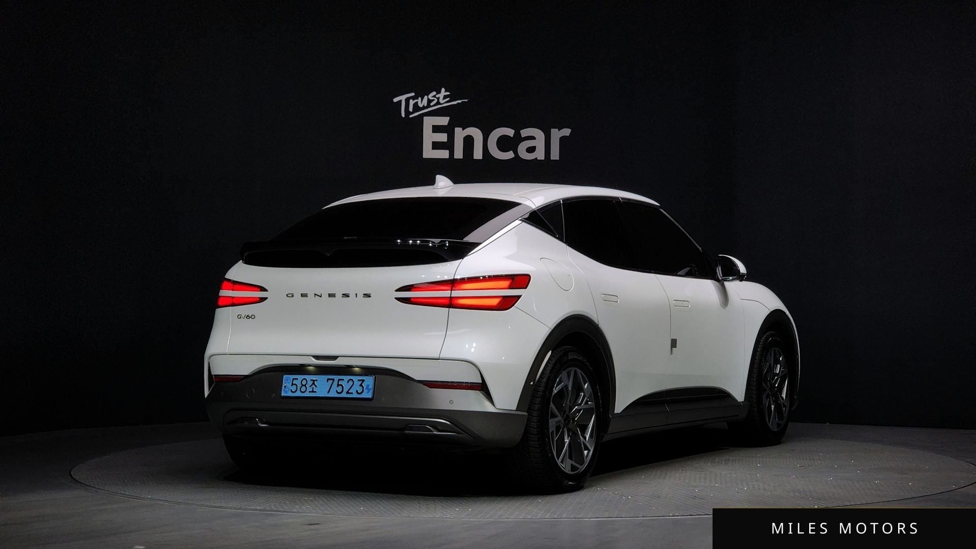 Genesis GV60 2022 — миниатюра 2