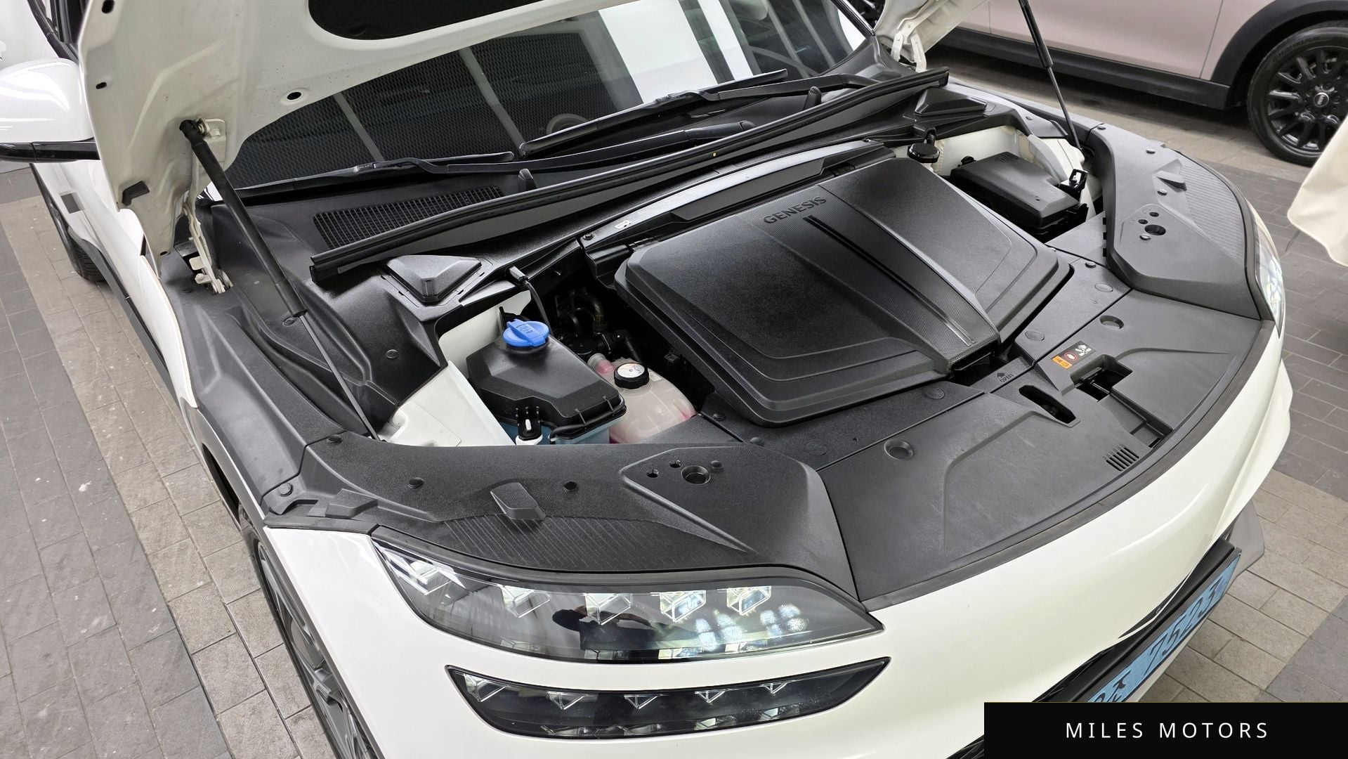 Genesis GV60 2022 — миниатюра 6