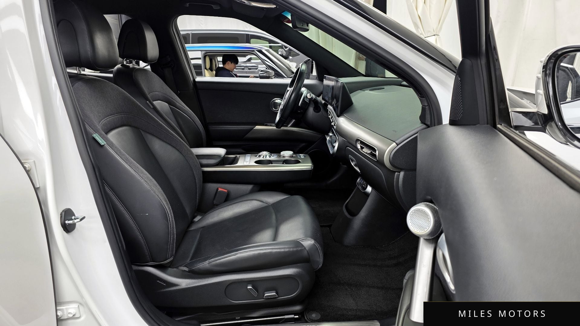 Genesis GV60 2022 — миниатюра 11