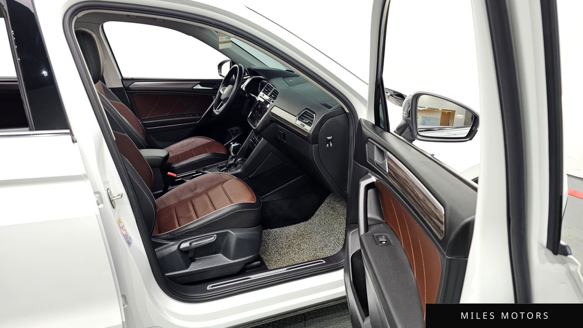 Volkswagen Tiguan 2023 — миниатюра 11