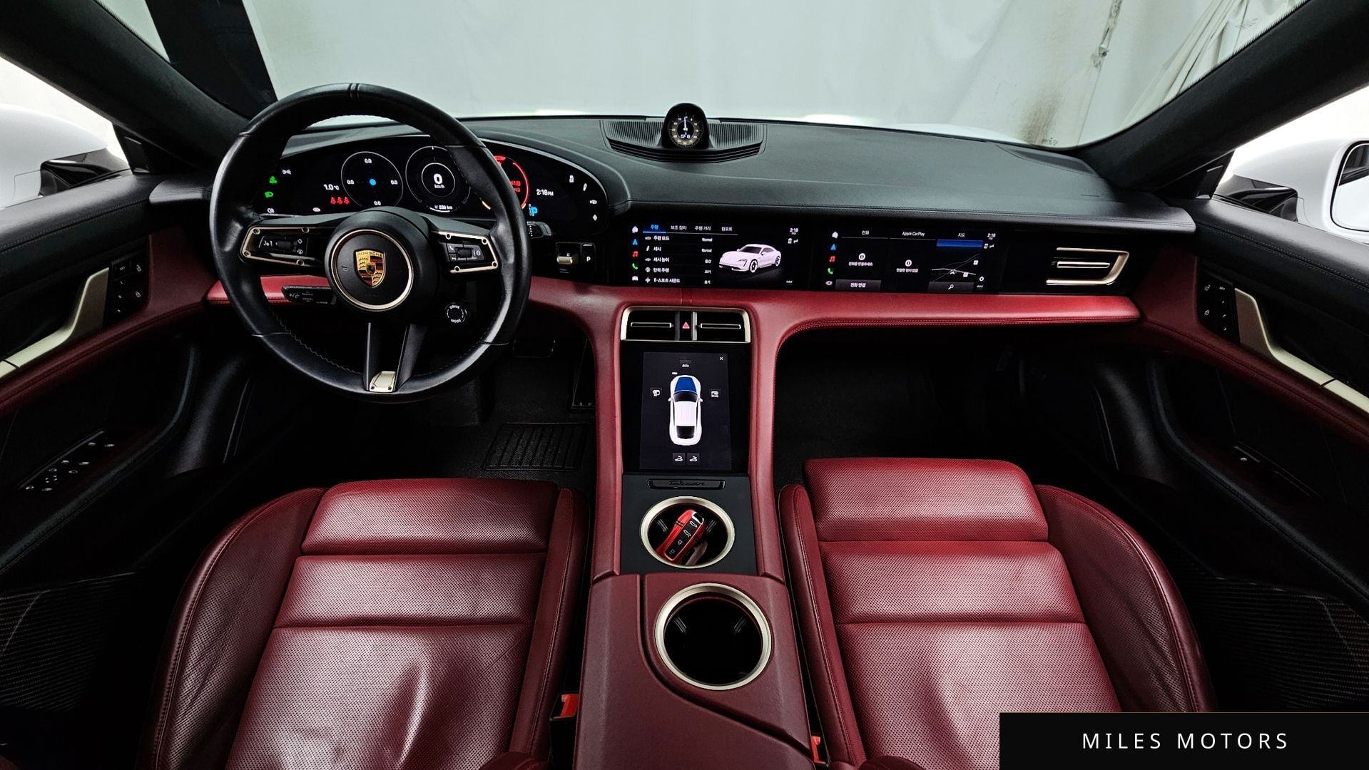 Porsche Taycan 2021 — миниатюра 7