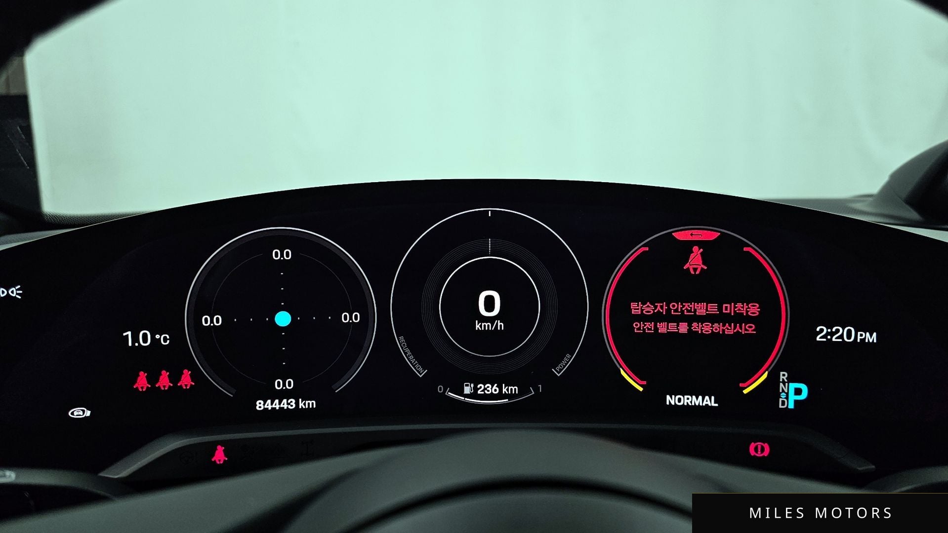 Porsche Taycan 2021 — миниатюра 8