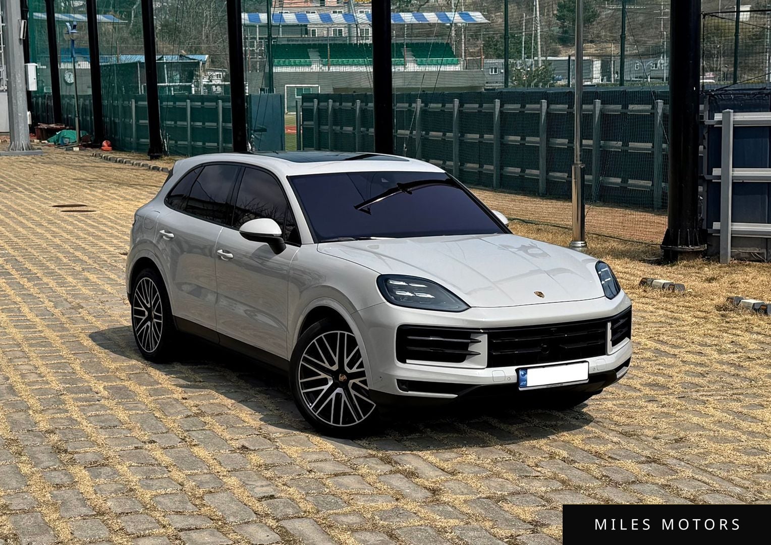 Porsche Cayenne 2024 — миниатюра 7