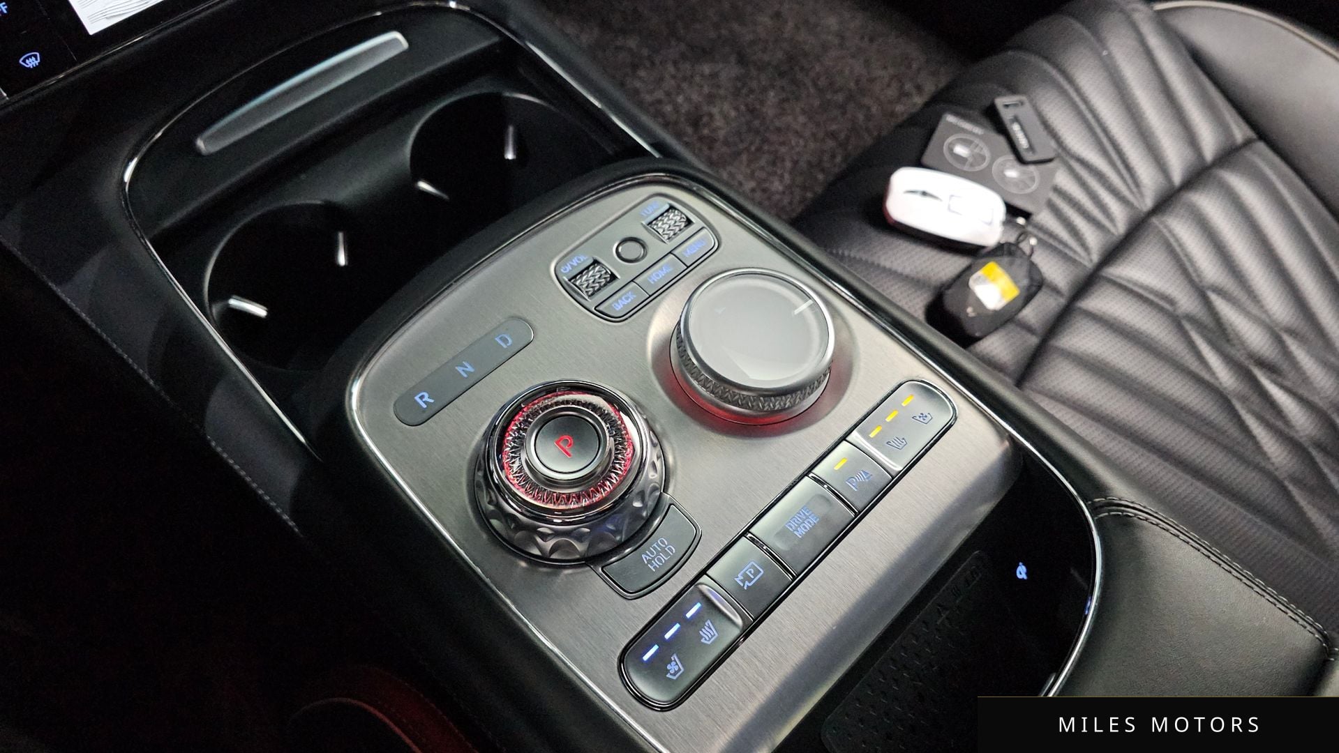 Genesis G90 (RS4) 2022 — миниатюра 9