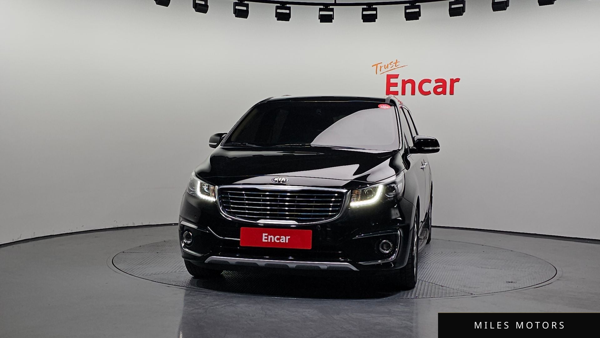 Kia Canival 2017 — миниатюра 3