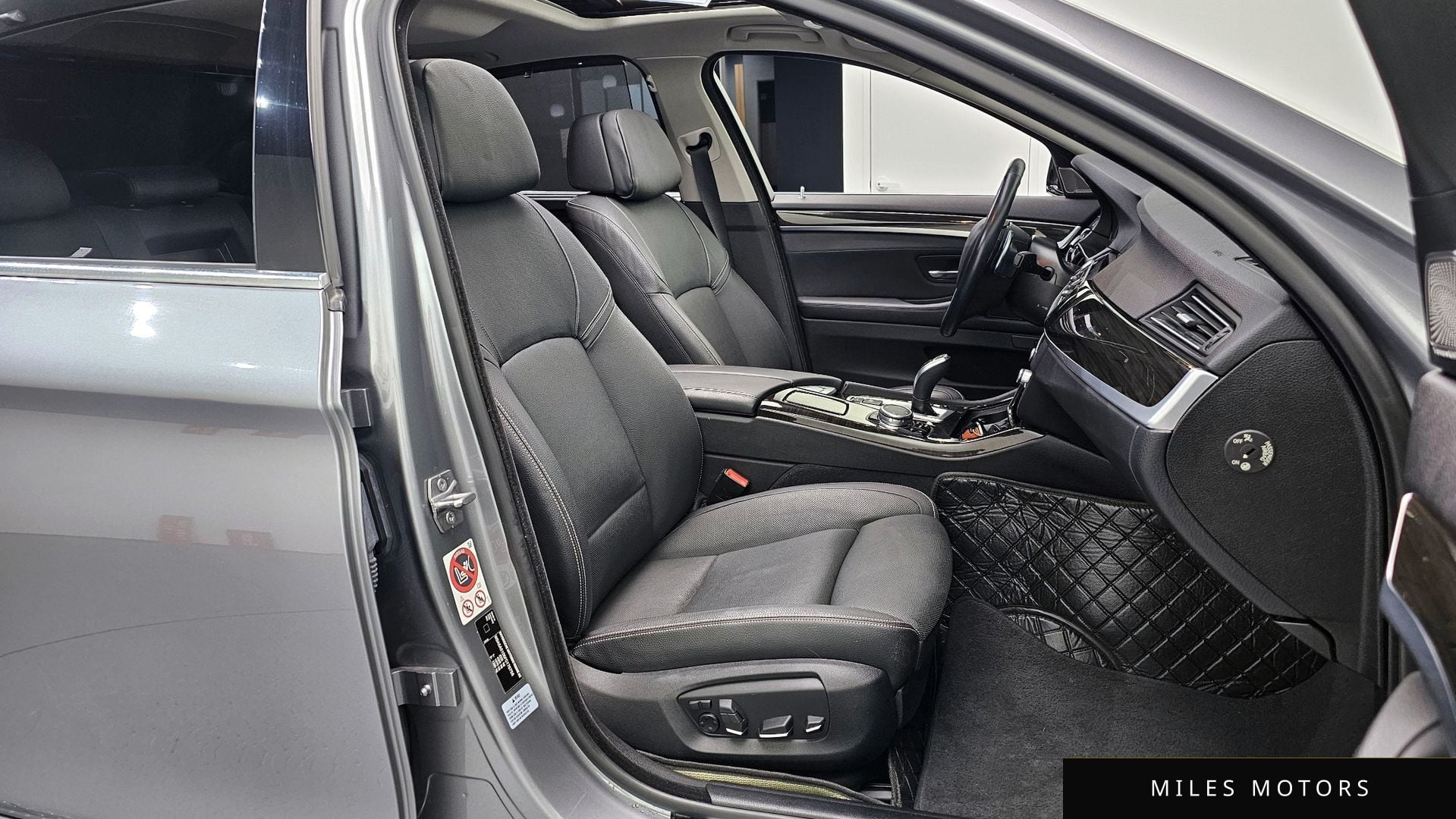 BMW 5 Series (F10) 2015 — миниатюра 10