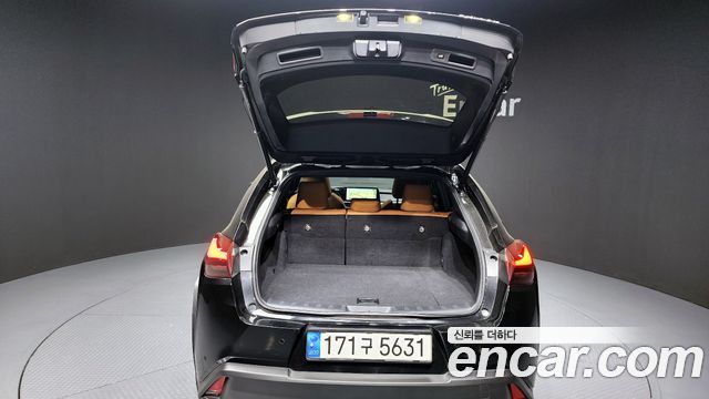 Лексус UX250h 2024 — миниатюра 20